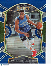 2021-22 Panini Select Giannis Antetokounmpo Blue Prizm #54 Milwaukee Bucks