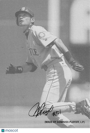 2003 Leaf Ichiro Suzuki /66 #20 Seattle Mariners
