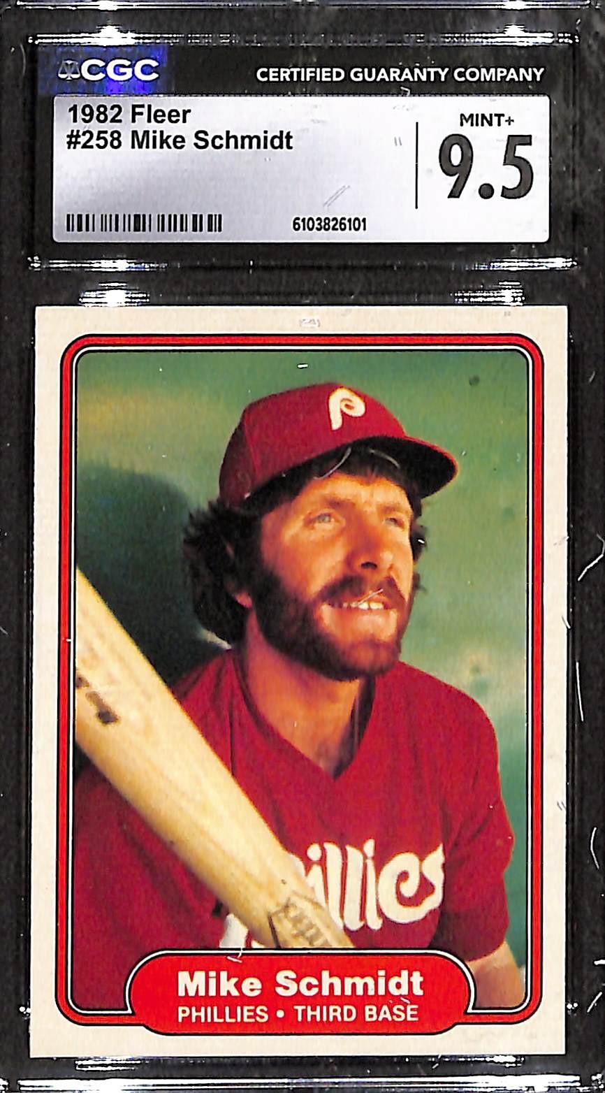 1982 Fleer - Mike Schmidt #258 CGC 9.5