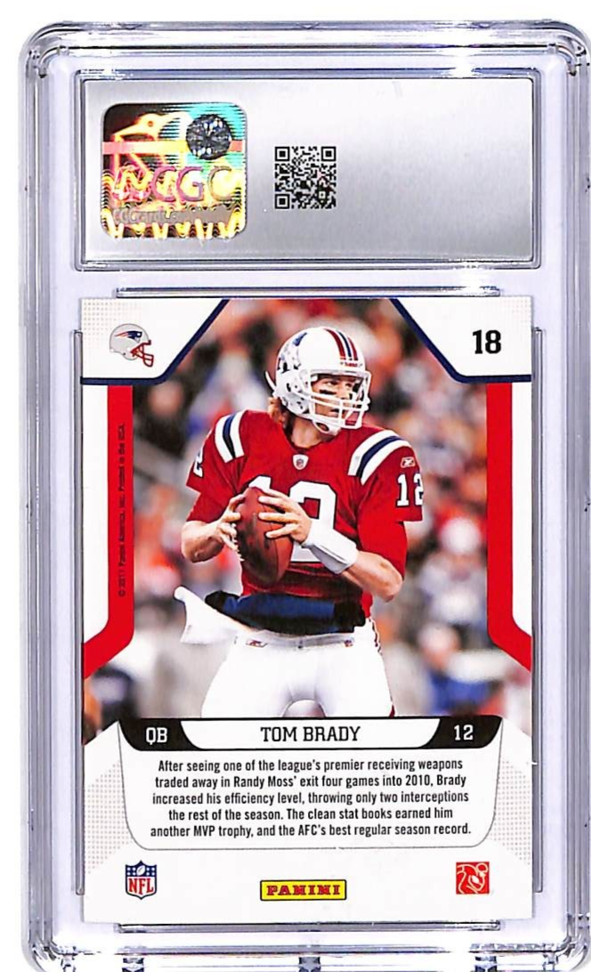 2011 Score Tom Brady Milenium Men Glossy CGC 9.5 #18 Patriots