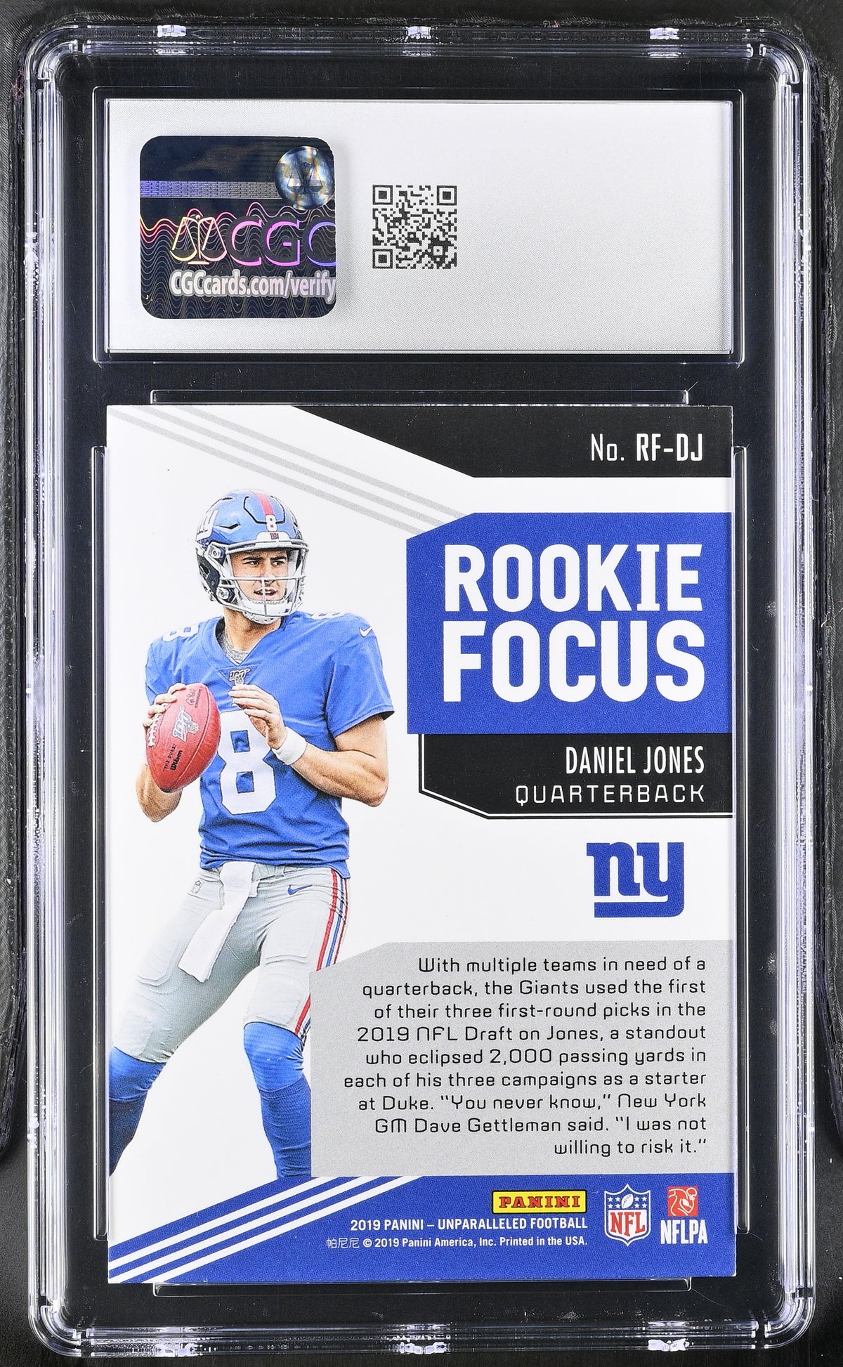 2019 Panini Unparalleled Daniel Jones Rookie Rookie Focus #RF-DJ CGC 10 Giants