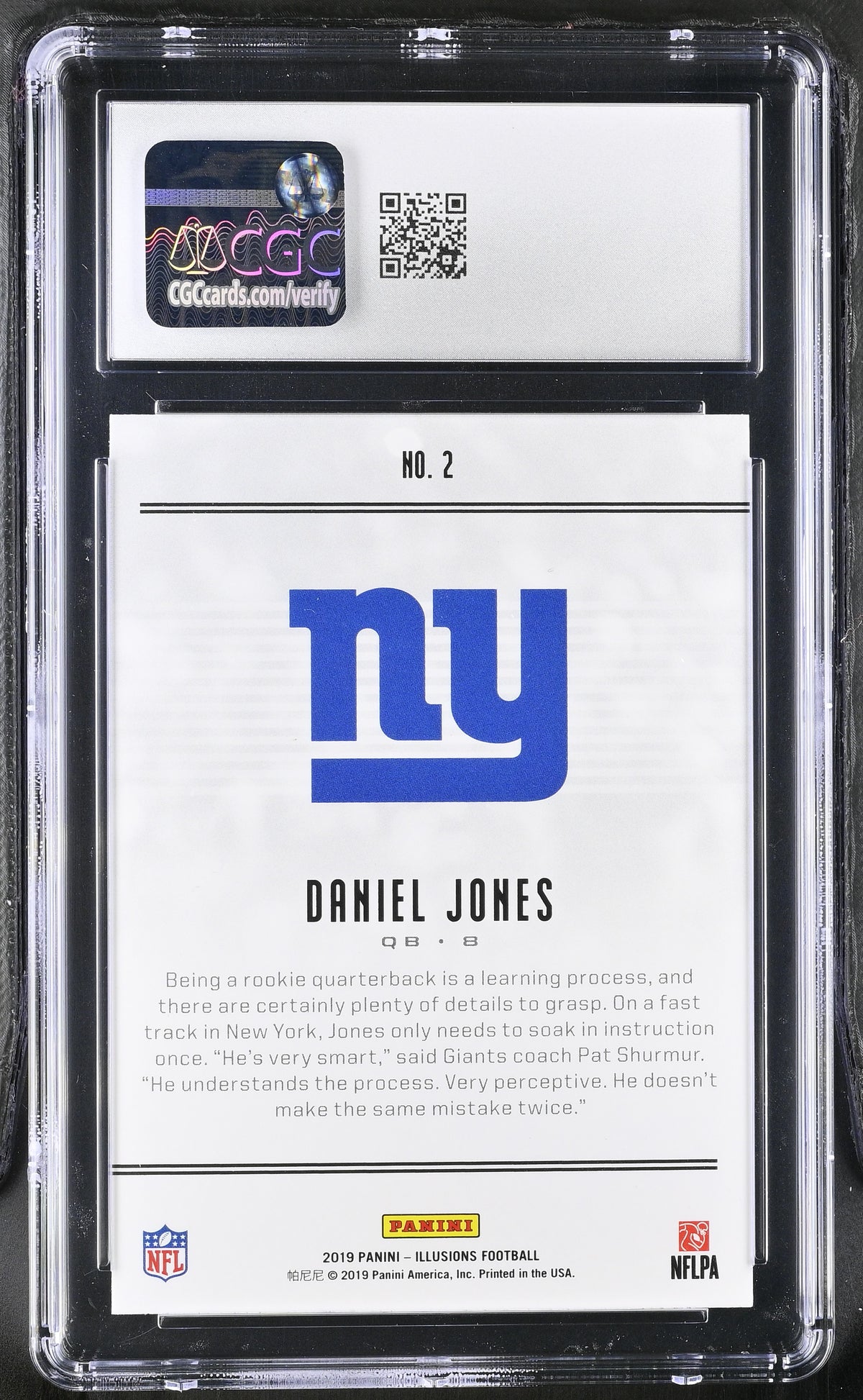 2019 Panini Illusions Daniel Jones Blue Rookie Retail #2 CGC 10 New York Giants