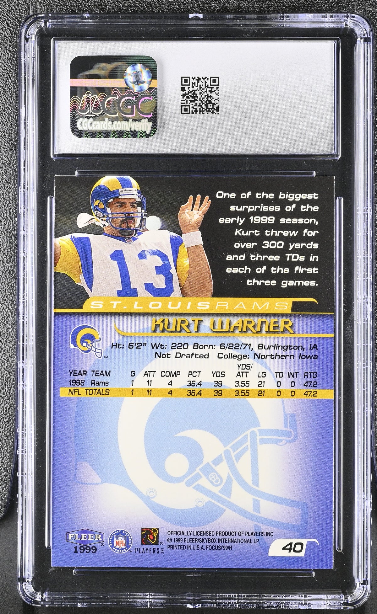 1999 Fleer Focus Kurt Warner #40 CGC 9 St. Louis Rams