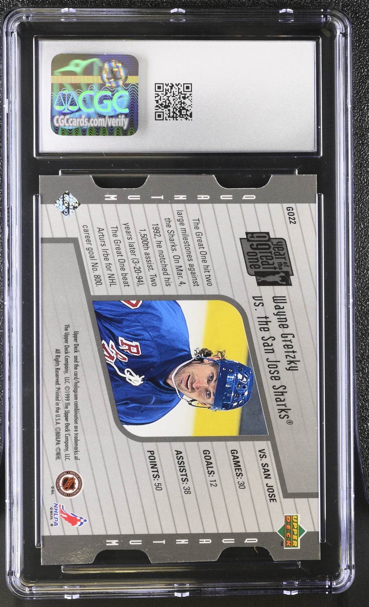 1998-99 Upper Deck Wayne Gretzky Quantum Die-Cut /1999 #GO22 CGC 9 Rangers