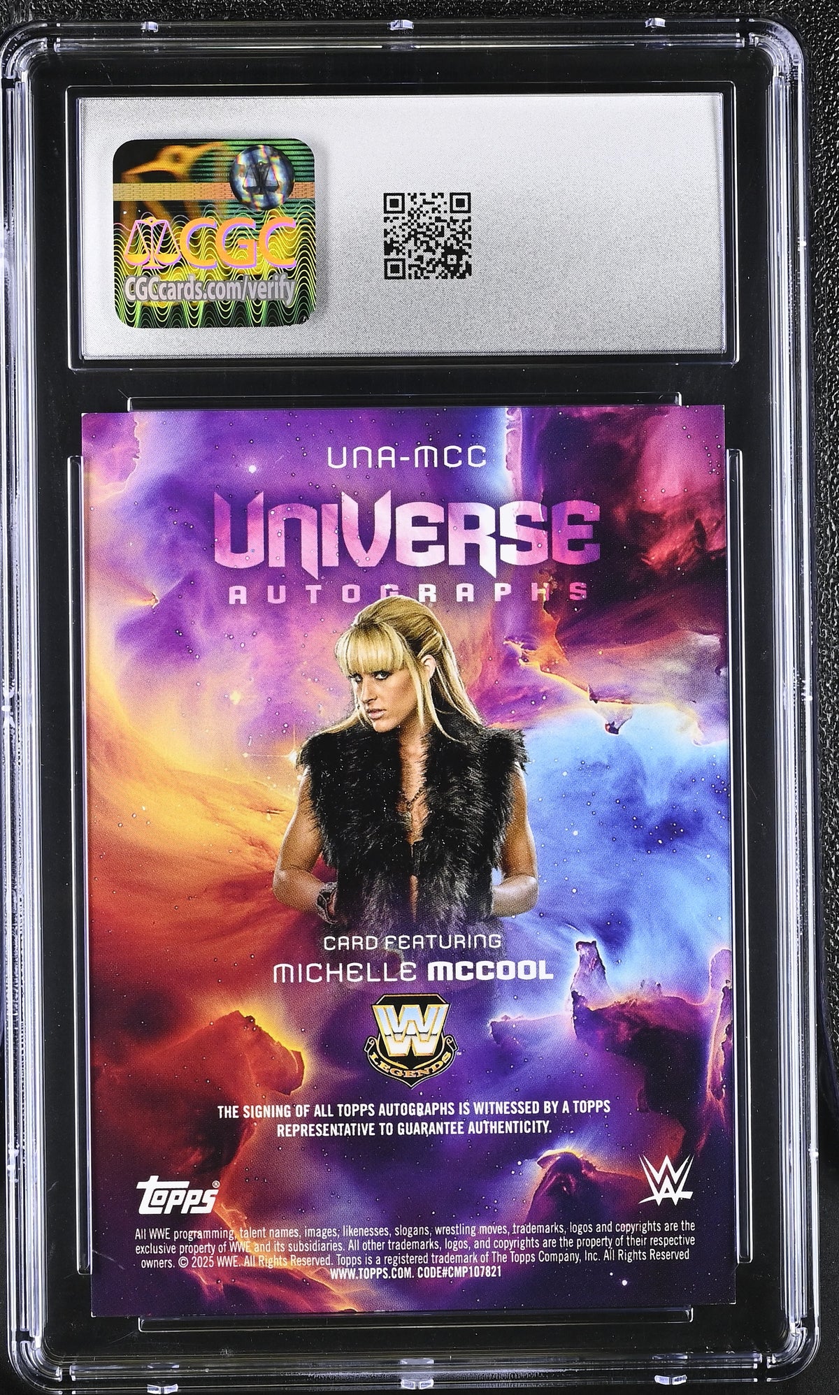 2025 Topps Universe WWE Michelle McCool Universe Autographs #UNA-MCC CGC 9.5