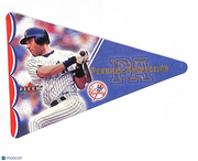 2001 Fleer Genuine Pennant Agression Derek Jeter #1 PA New York Yankees