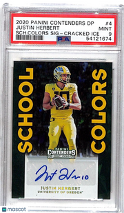 2020 Contenders Draft School Colors Justin Herbert Auto Cracked Ice /23 RC PSA 9