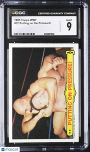 1985 Topps WWF Putting on the Pressure! #32 CGC 9