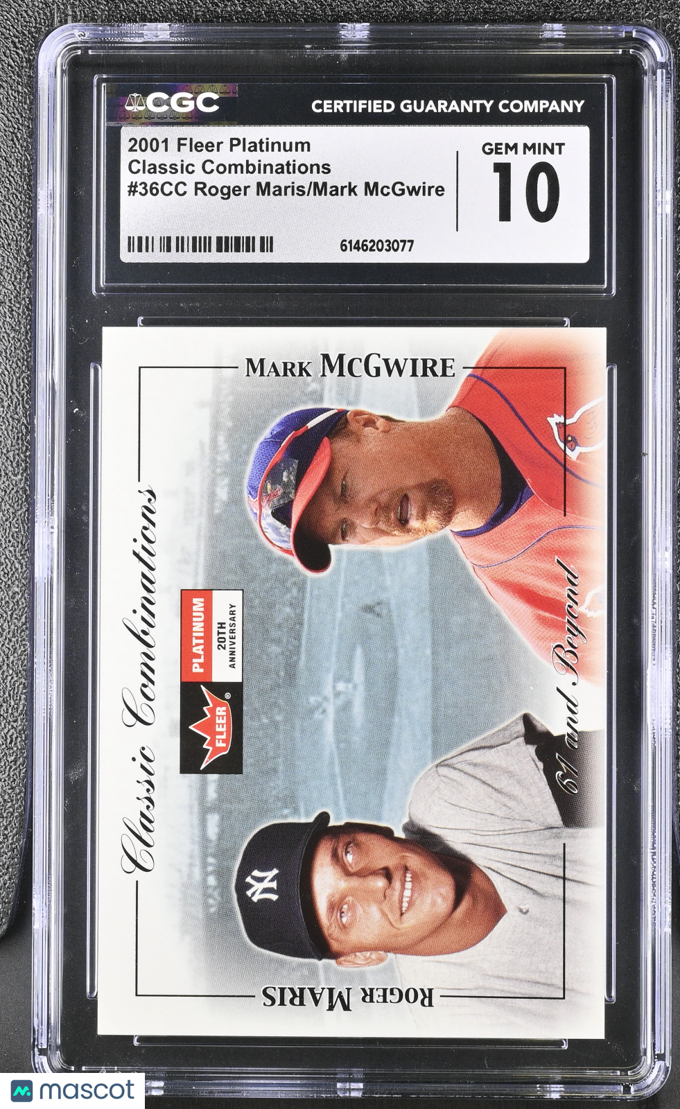 2001 Fleer Platinum Roger Maris/Mark McGwire /2000 Classic Combinations CGC 10