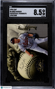 1998 Leaf Greg Maddux #5 Statistical Standouts 2500 SGC 8.5