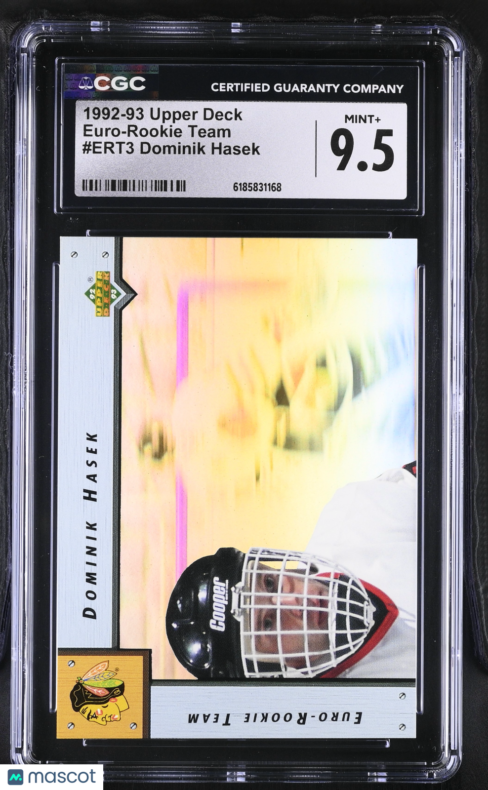 1992-93 Upper Deck Dominik Hasek Euro-Rookie Team #ERT3 CGC 9.5 Blackhawks