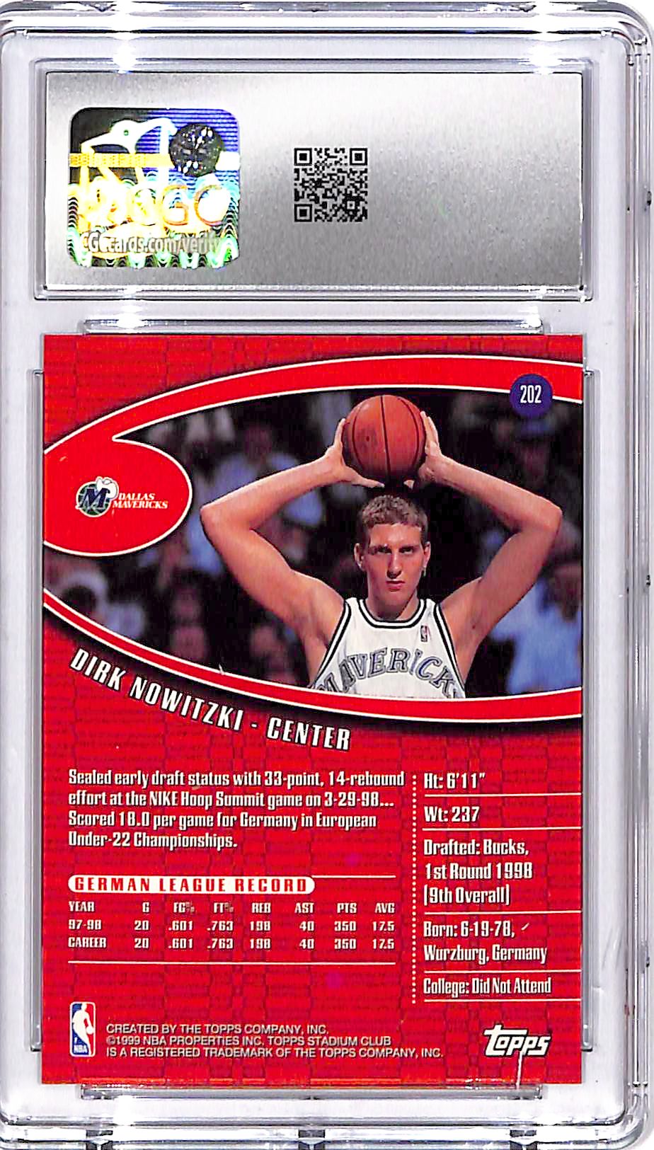 1998-99 Stadium Club Dirk Nowitzki Rookie RC #202 CGC 9 Mavericks